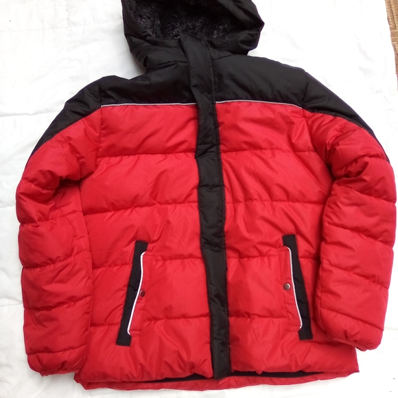 Swiss Tech Red and Black Kids Puffer Jacket - Picture 1 of 5
